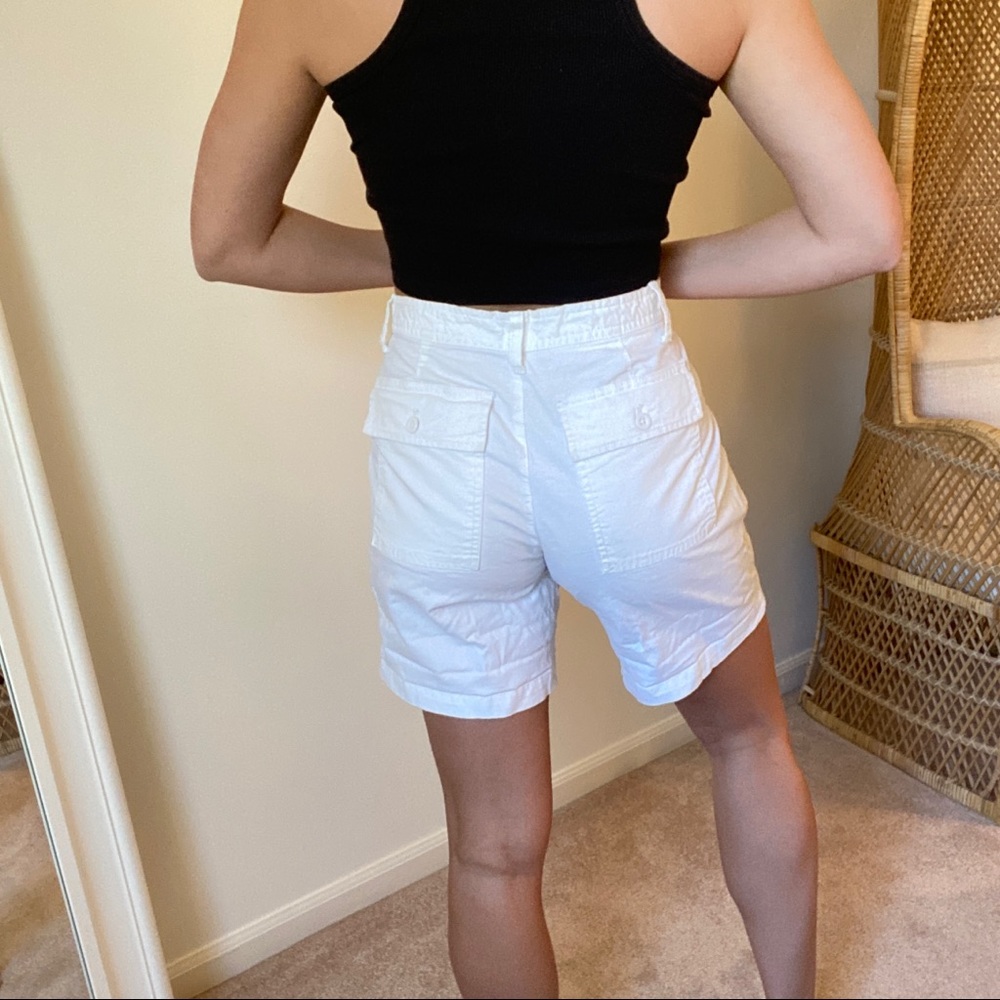 Gap Shorts - Picture 3 of 4